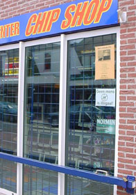 poster bij een winkel