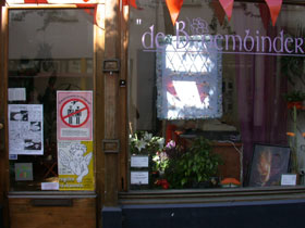 poster bij een winkel